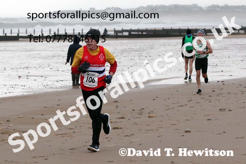 The 2021 Blyth Sands Race, December 5th. Photo: David T. Hewitson/Sports for All Pics